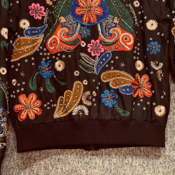 Alice + Olivia Black Floral Embroidered Bomber Jacket - Picture 13 of 16